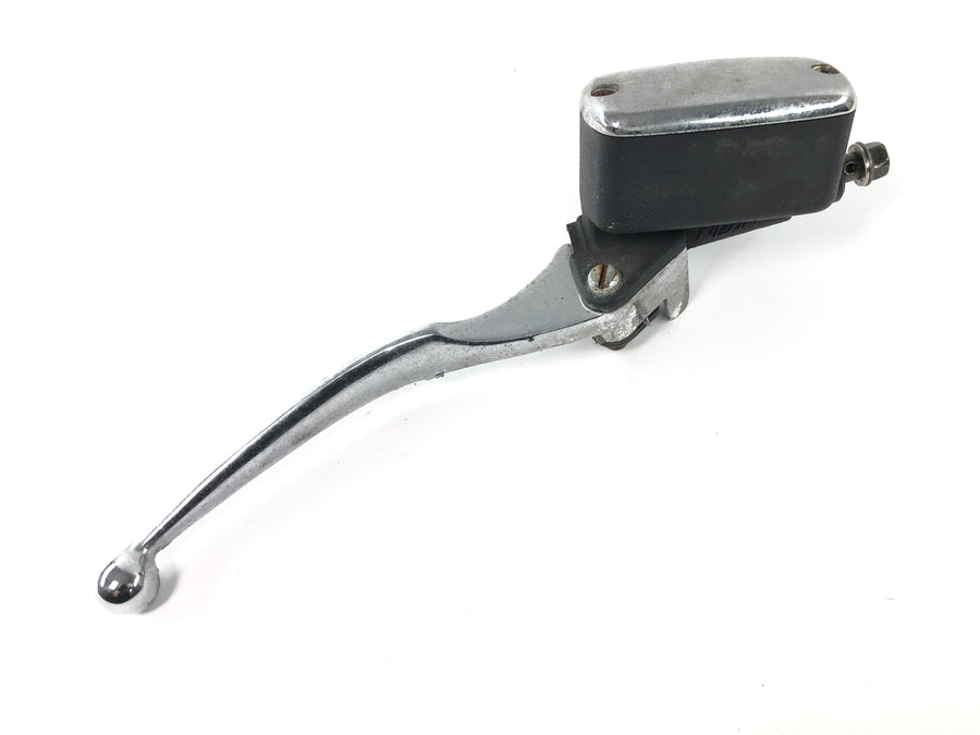 Honda GL 1500 Goldwing SC22 [1987] - Jarrupumppu käsijarru pumpun jarruvivun ohjaustangon kiinnitys oikealle