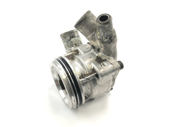 KTM 640 Adventure LC4 [2001] - Pompa dell'acqua di raffreddamento dell'alloggiamento della pompa del liquido di raffreddamento della pompa dell'acqua