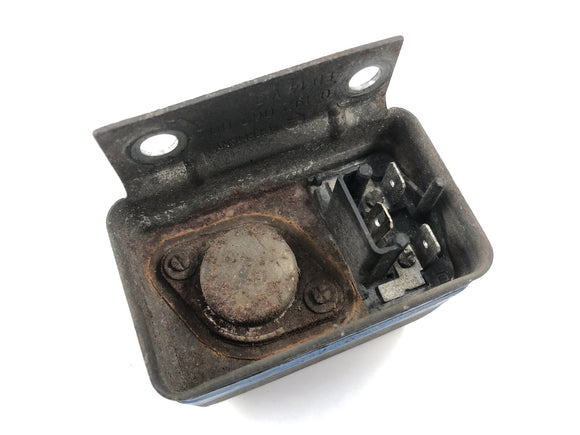 Moto Guzzi California II VT [1985] - Régulateur de machines de lumière du régulateur de tension