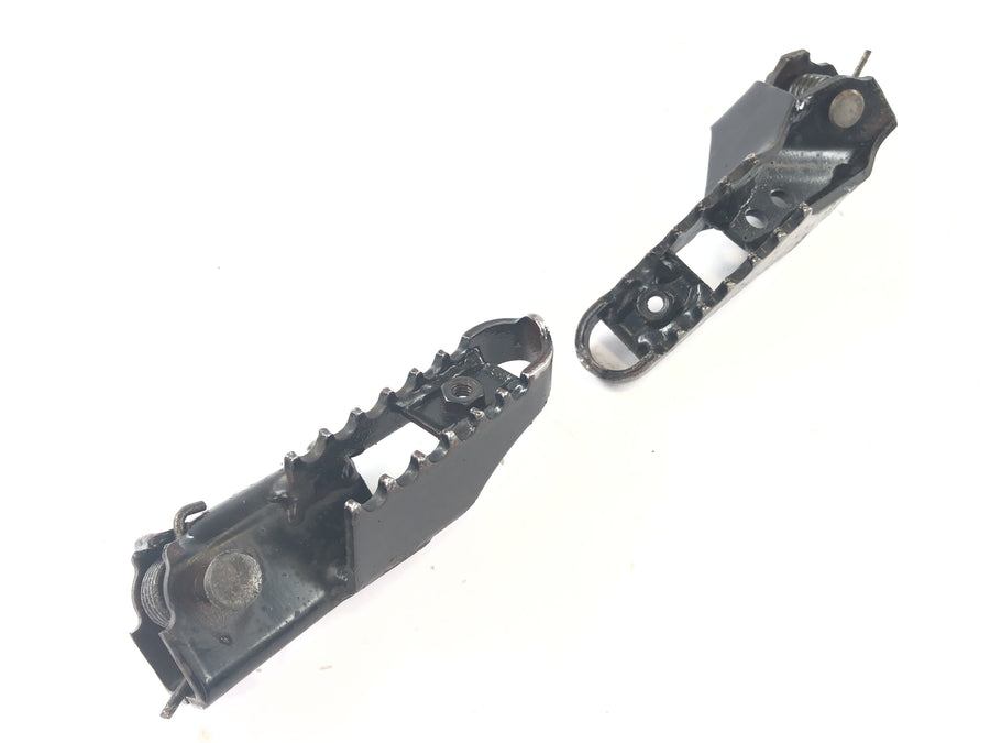 Honda NX 650 RD08 [1995] - ovladače Footrest Freebret Footrests vzadu
