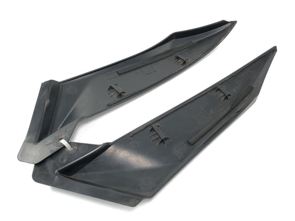 YAMAHA YZF R1 RN09 [2003] - Interiörbeklädnad som täcker förklädnadsdel