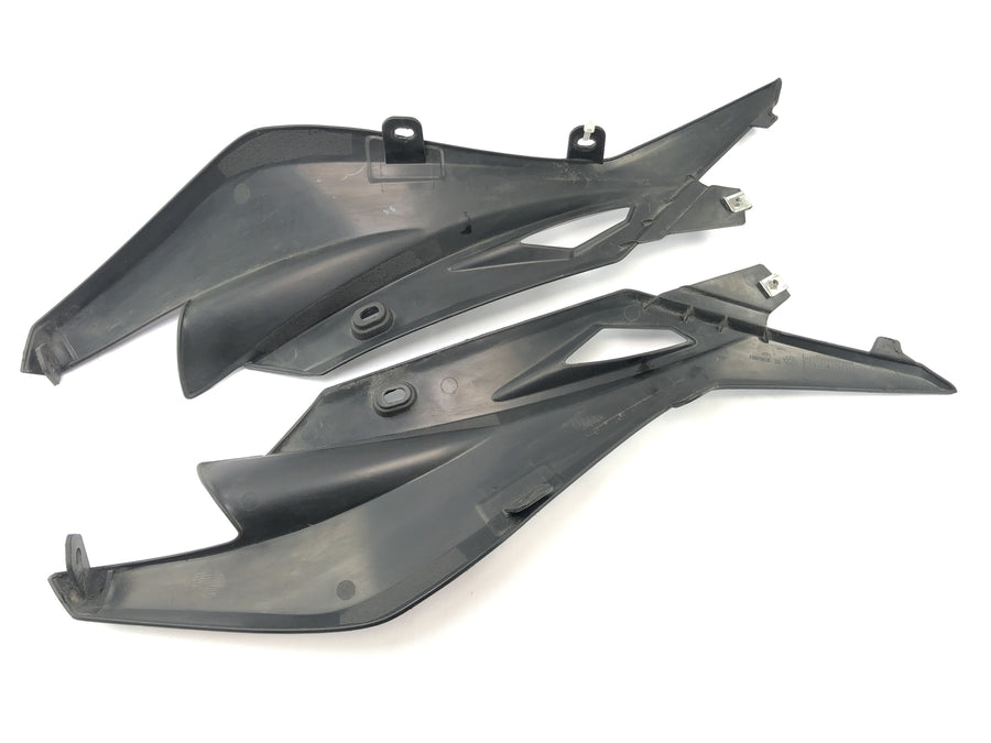 SWM SM 125 R [2018] - Seitenverkleidung Tankverkleidung Links und Rechts