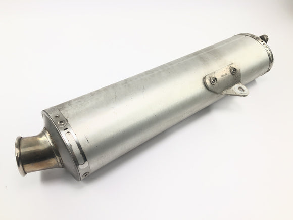 Honda CBR 900 RR Fireblade SC33 [2000] — Глушитель с номером E, жирный шрифт на глушителе Bos, алюминий