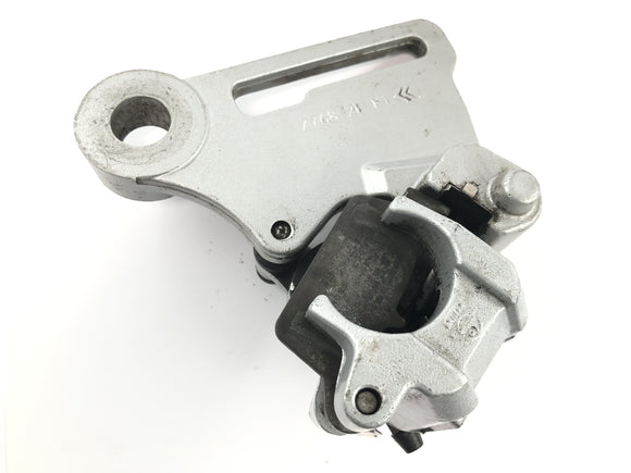 SWM SM 125 R [2018] - アンカープレート付きリアブレーキキャリパー