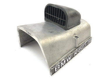 BMW R 60/5 [1973] - Air filter cover above engine cover