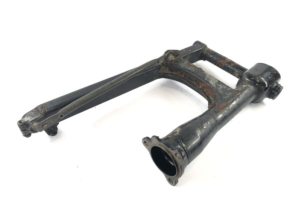 Honda CBX 650 E RC13 [1983] - balanço da roda traseira sufocada