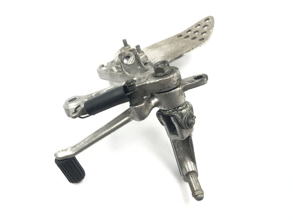 Honda CBR 900 RR Fireblade SC33 [2000] - Подставка для ног передняя правая Подставка для ног водителя с педалью тормоза