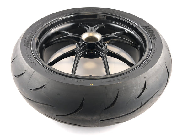 Ducati 1098 S H7 [2009]  - リア5.00x17 "タイヤドット2723の後輪ラドリム