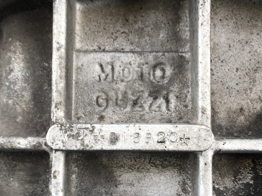 Moto Guzzi California II VT [1985] - Κενό περίβλημα κινητήρα