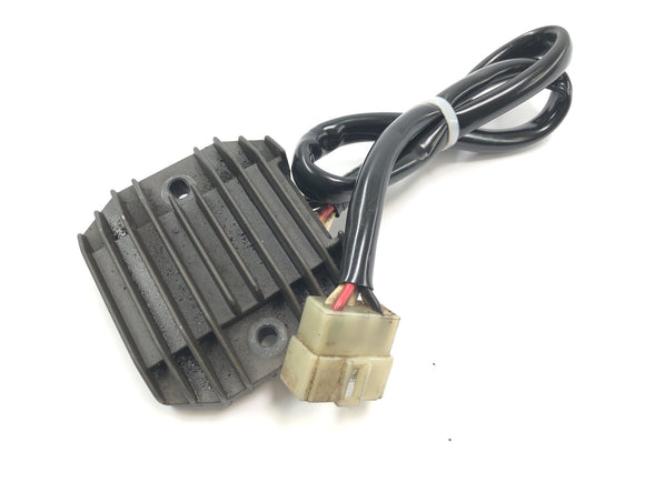 Yamaha XVS 650 Drag Star VM03 [2001] - Regulator napięcia prostownika kontrolera