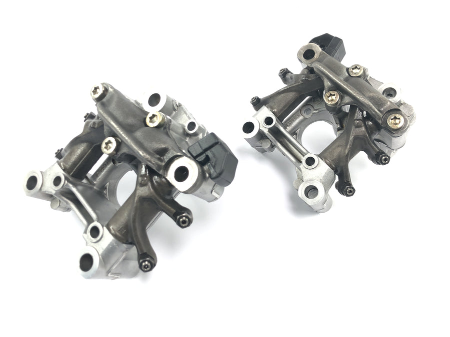 BMW R 1150 RS R22 [2003] - ロッカー アーム ブラケット ロッカー アームのペアは、左右のロッカー アーム ブラケットをサポートします