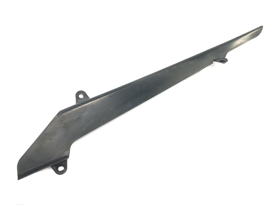 Yamaha YZF R1 RN04 [2001] - chain guard chain cover plastic black