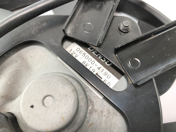 Suzuki VZ 1500 WVCU [2011] - Jäähdyttimen jäähdyttimen tuuletin