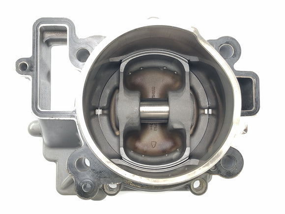 KTM 950 SM LC8 [2008] - Cylinder z tłokami z przodu