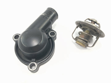 Kawasaki Versys KLE 650 A [2006] - Termostaattitermostaattiyksikön jäähdytysvesi