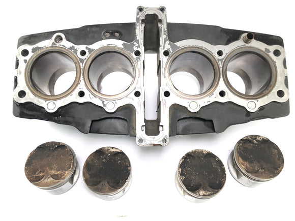 Honda CBX 750 RC17 [1984] - Cilinder met zuigercilinderblok 747cccm