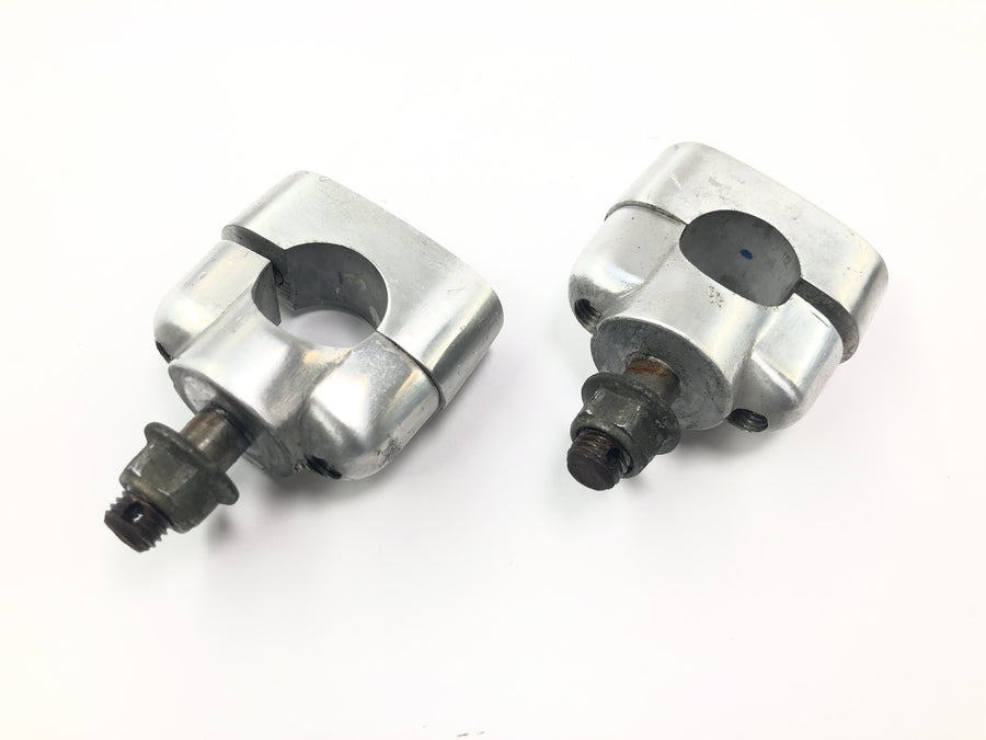 Yamaha XJR 1300 RP02 [1999] - Lenkerböcke Lenkerhalter Klemmböcke Paar für 22 mm Lenker