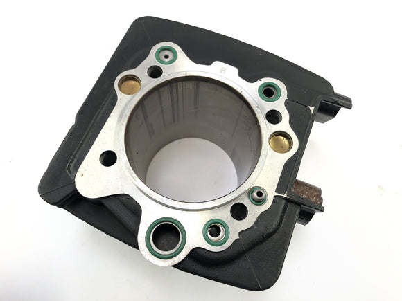 Ducati ST2 944 [1999] - válec s stojícími písty