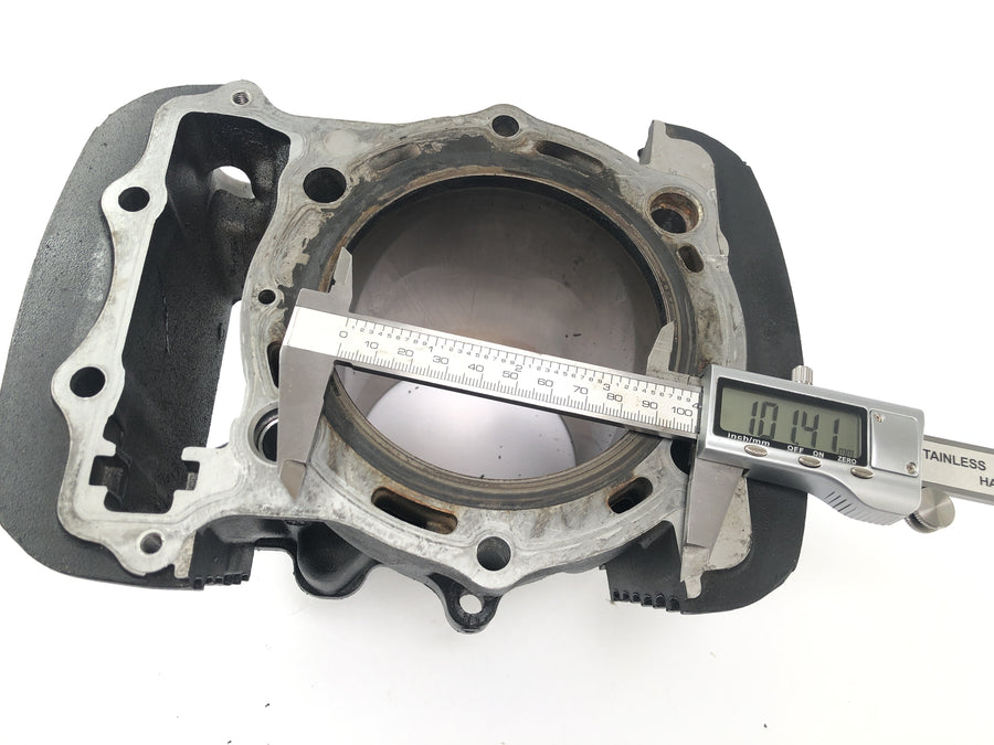 Kawasaki VN 1500 Classic VNT50D [2001] - Cylindre de cylindre avec des pistons à l'avant