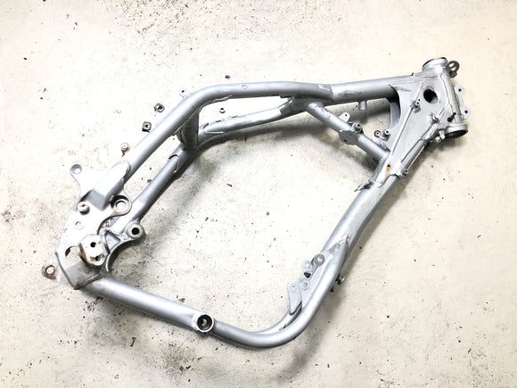 KTM 640 Adventure LC4 [2001] - telaio con documenti