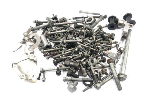 BMW R 1200 GS Adventure R12 [2012] - Los tornillos y las piezas residuales se convolidan