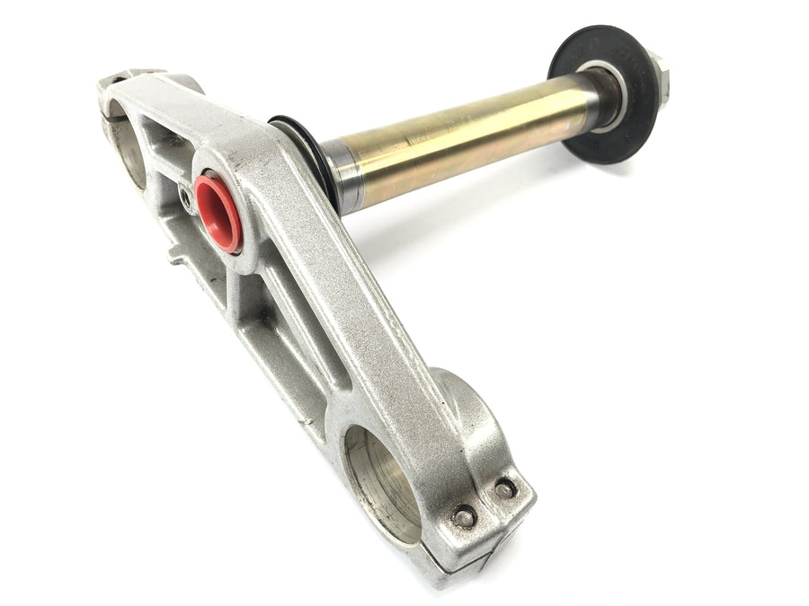 Triumph Sprint St 1050 [2005] - Fork Bridge under 43mm
