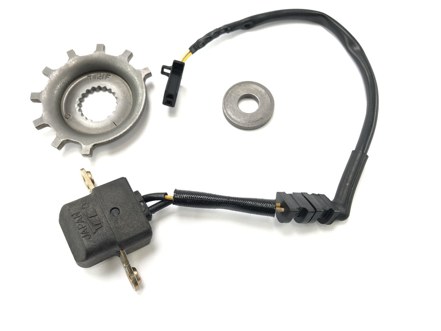 Honda CBR 900 RR SC28 [1994] - Zündimpulsgeber Impulsgeber Pickup Sensor Motorgeber