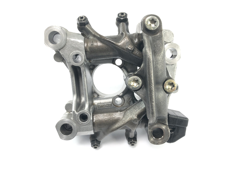 BMW R 1150 RS R22 [2003] - ロッカー アーム ブラケット ロッカー アームのペアは、左右のロッカー アーム ブラケットをサポートします