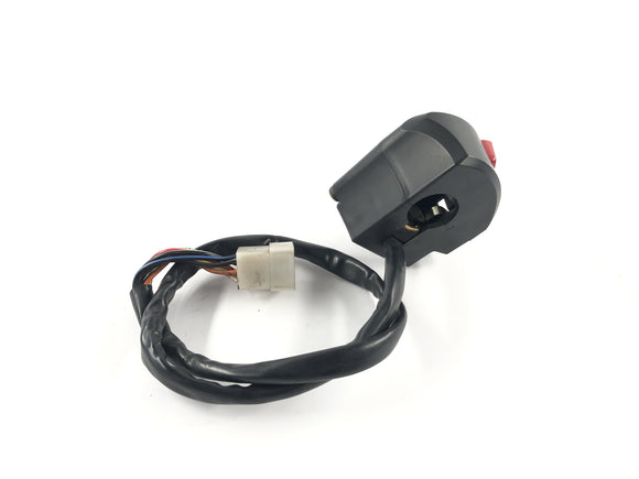 KTM LC4 640 [2003] - Ohjautankokytkimen ohjaustangon varusteet oikealla