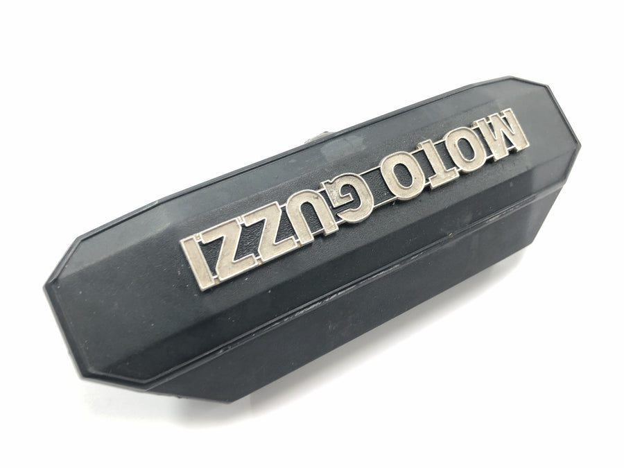 MOTO GUZZI CALIFORNIA 2 1000 VT [1982] - Emblem Abdeckung Gabelbrücke unten Schriftzug Logo Blende