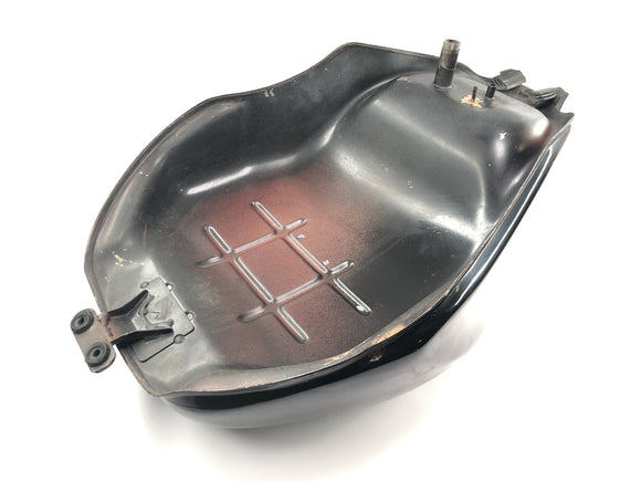 Honda CBR 900 RR Fireblade SC33 [2000] - Бак топливный бак бензобак контейнер-цистерна с вмятиной