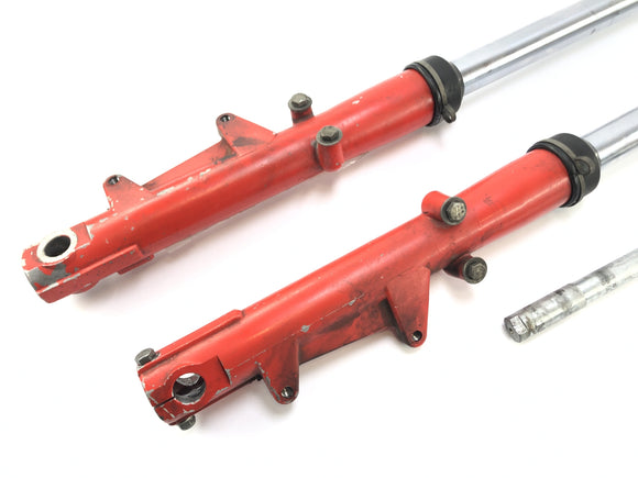 Ducati SL 600 PAVOAH [1982] - Gaffel för gaffelrören 35 mm med axel