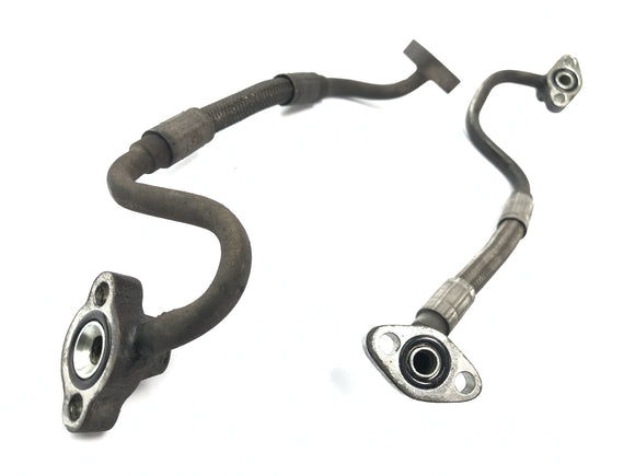 Triumph Speed Triple 1050 515NJ [2007] - Sistema di tubi della linea dell'olio al radiatore dell'olio