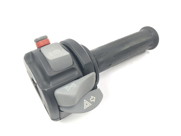 BMW R 1200 GS Adventure R12 [2012] - Spínač správcovny na správcovny na pravém škrticí klapce s montáží přepínače