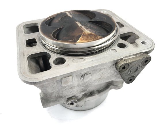 Ducati Monster S4R M4 [2004] - Zylinder mit Kolben vorne liegender Zylinder