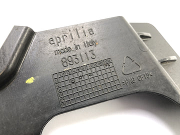 Aprilia RSV4 1000 [2010] - Cubierta para el puente de la bifurcación a continuación - 0