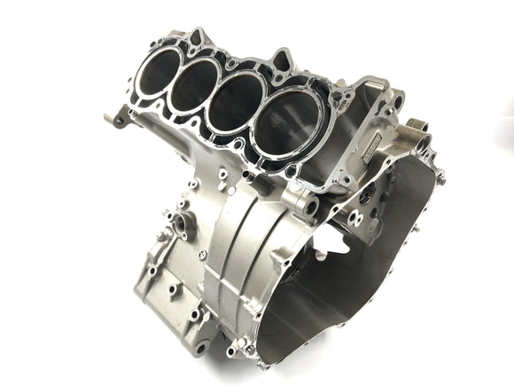 Honda CBF 1000 A SC58 [2006] - Blocco motore per alloggiamento a motore con prese in esecuzione e cilindri