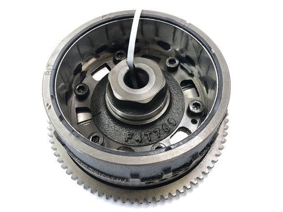 Suzuki VZ 1500 WVCU [2011] - Anlasserfreilauf mit Polrad