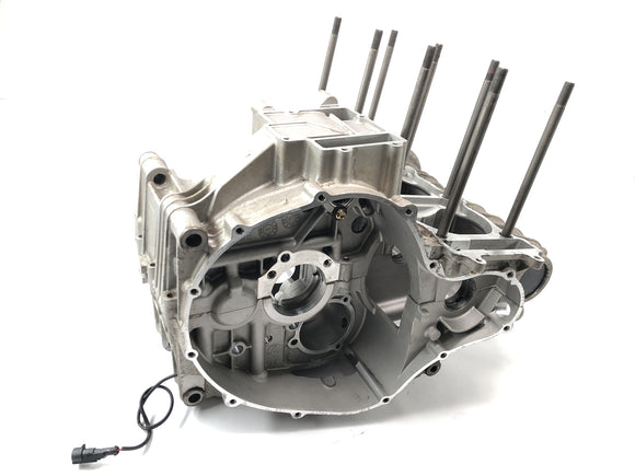 Benelli TNT 1130 [2009] - Motorhus tomt motorblock