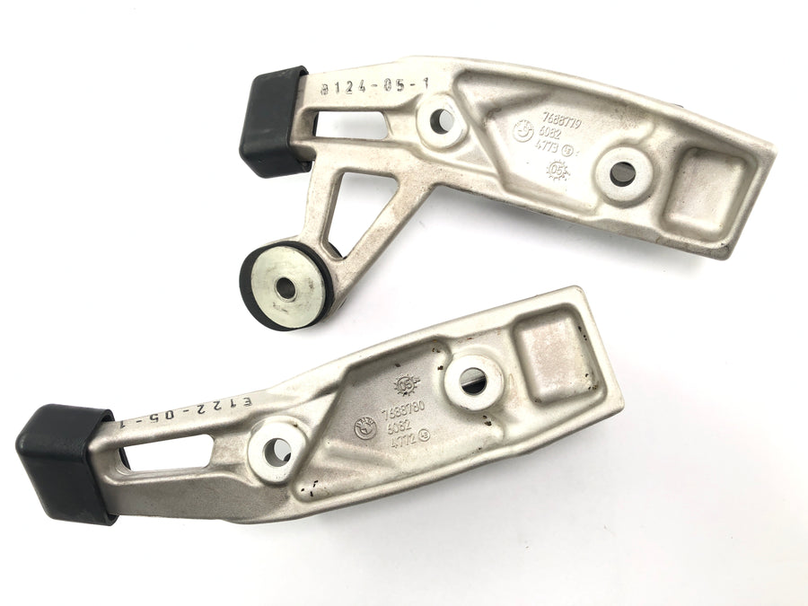 BMW R 1200 ST R1ST [2006] - Fußrasten Halter Sozius hinten klappbar
