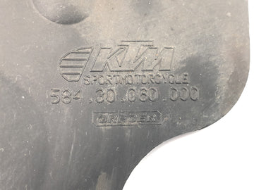 KTM 640 Adventure LC4 [2001] - coperchio motore coperchio pignone - 0