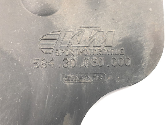 KTM 640 Adventure LC4 [2001] - kryt řetězového kola kryt motoru