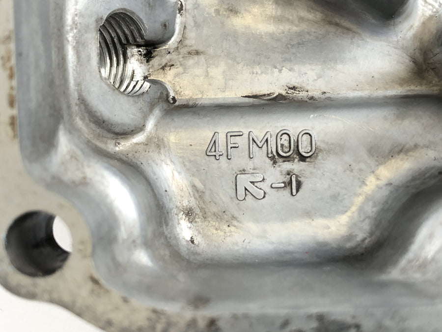 Yamaha YZF 750 R 4NHN [1996] - Tapa del motor de manchas de aceite