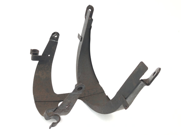 Suzuki GSX-R 1100 W GU75 C [1994] - Držák na blatník předního blatníku