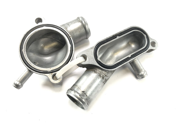 Honda CBR 900 RR SC28 [1994] - Фланцы охлаждающей воды