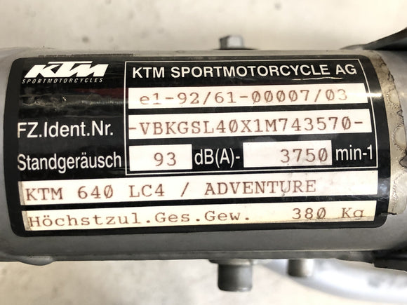 KTM 640 Adventure LC4 [2001] - telaio con documenti