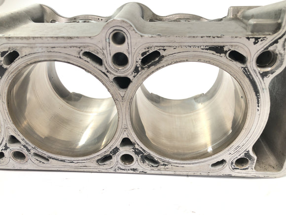 Benelli TNT 1130 [2009] - ピストン付きシリンダー