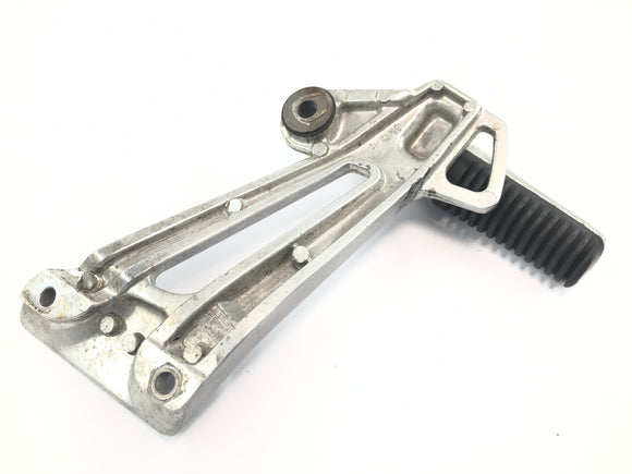 Yamaha XJR 1200 4PU [1996] - Soziusfußraste links mit Halter