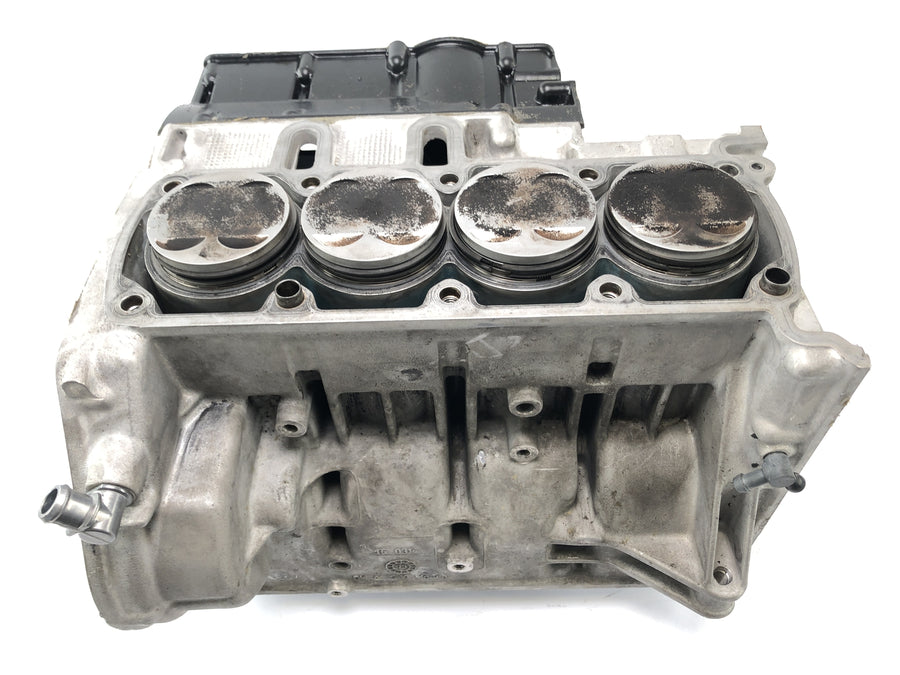 BMW K 1100 RS [1991] - moottorin kotelo tyhjä kotelo männillä