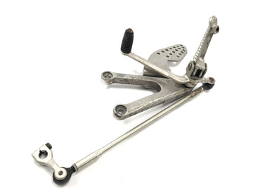 YAMAHA YZF R1 RN09 [2003] - Footrest System Left Switching Frames Footroest Bracket